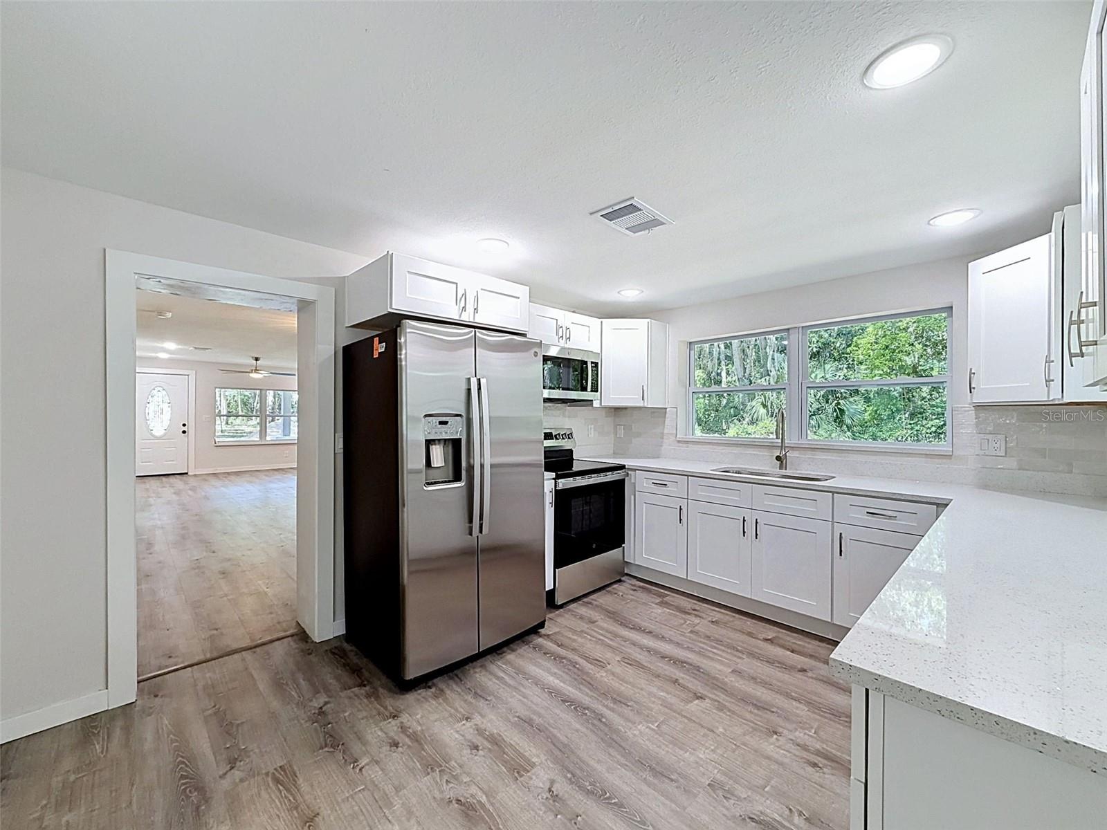 CRYSTAL PARK - Residential