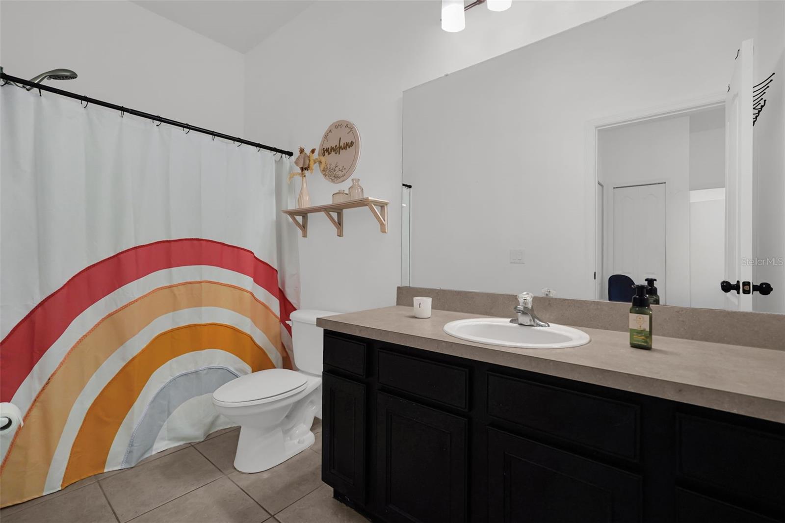 VILLAS AT ESTANCIA CONDO - Residential