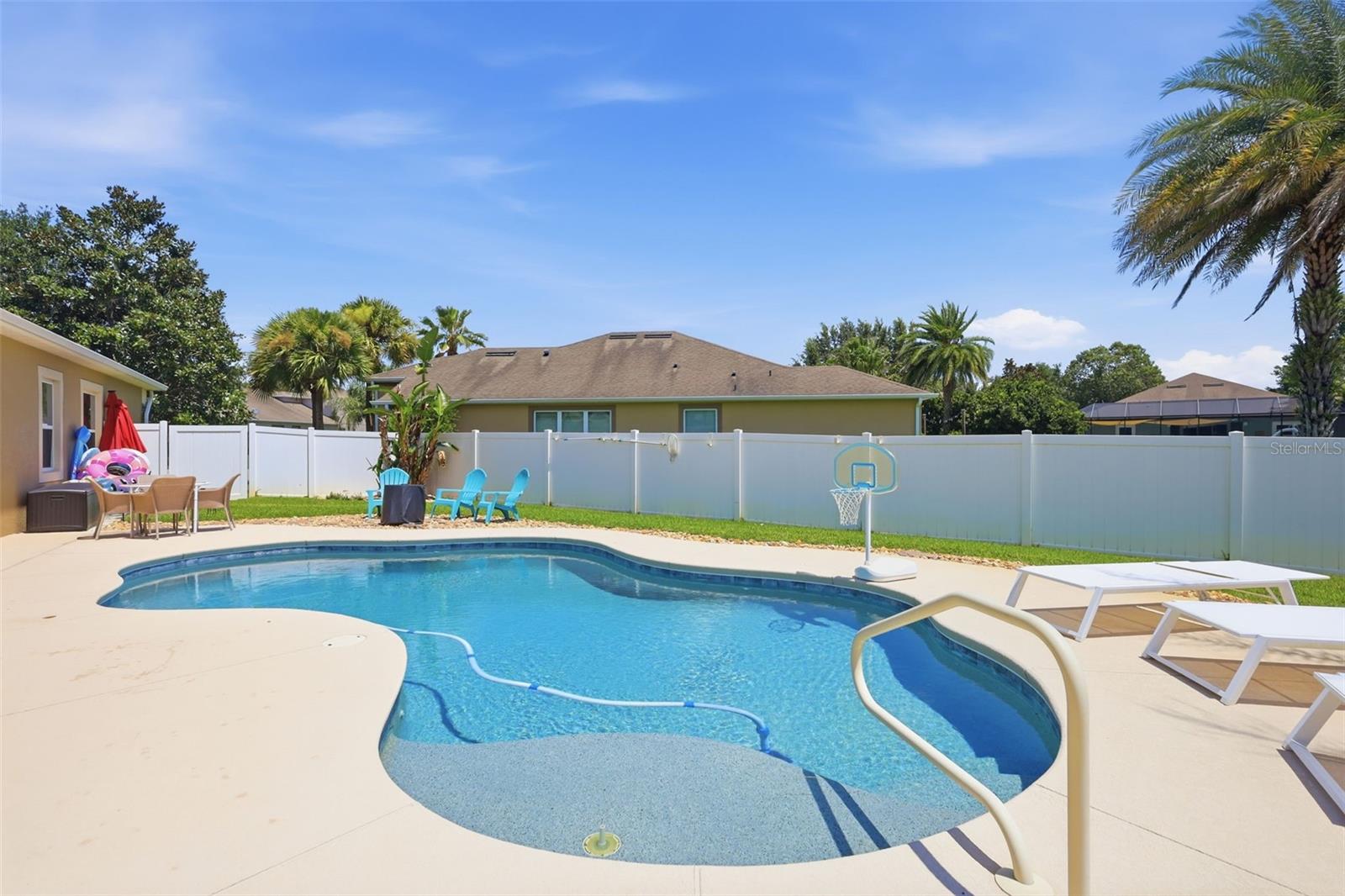 SADDLEBROOK - Residential