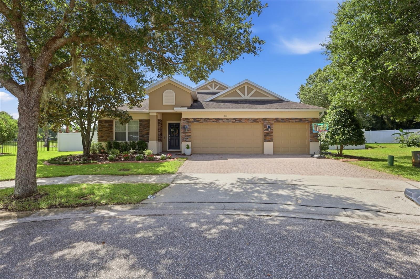 SADDLEBROOK - Residential