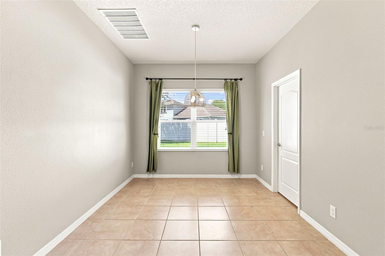 SADDLEBROOK - Residential