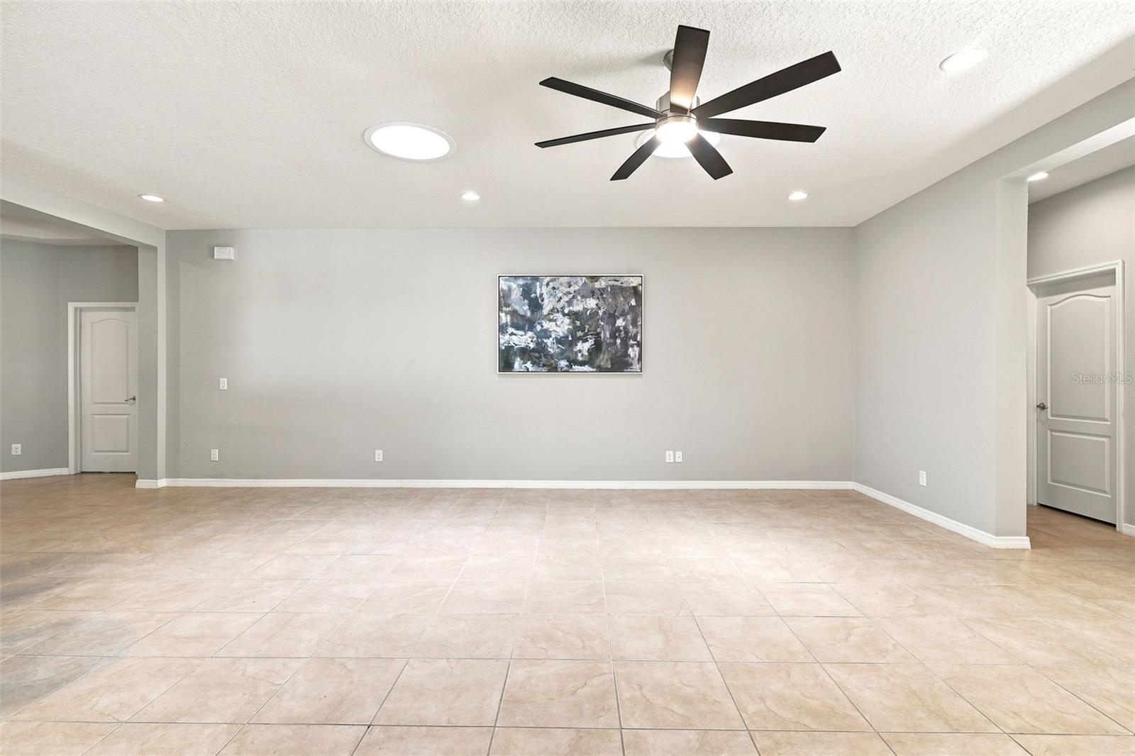 SADDLEBROOK - Residential