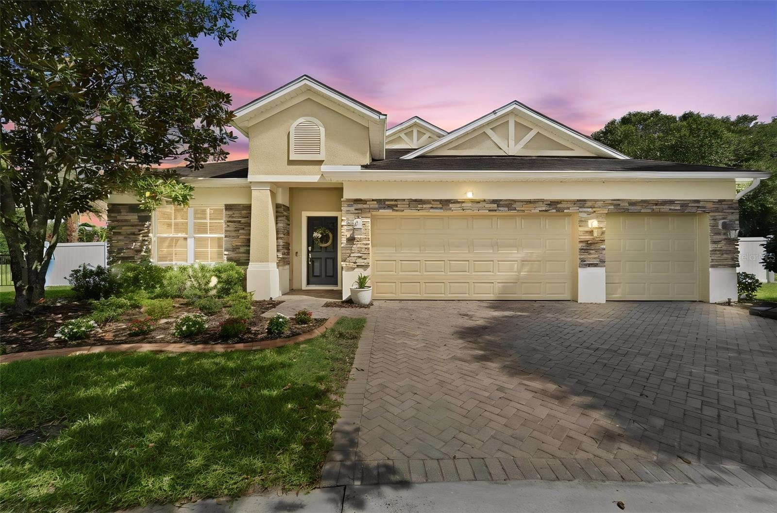 SADDLEBROOK - Residential