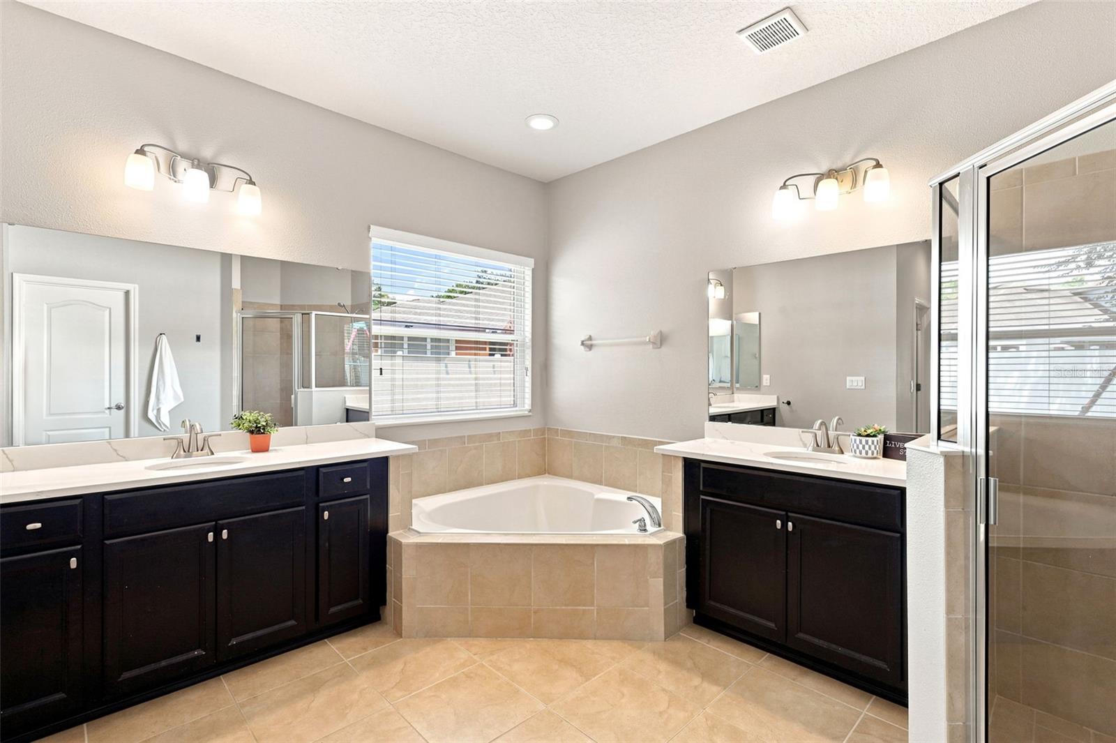 SADDLEBROOK - Residential