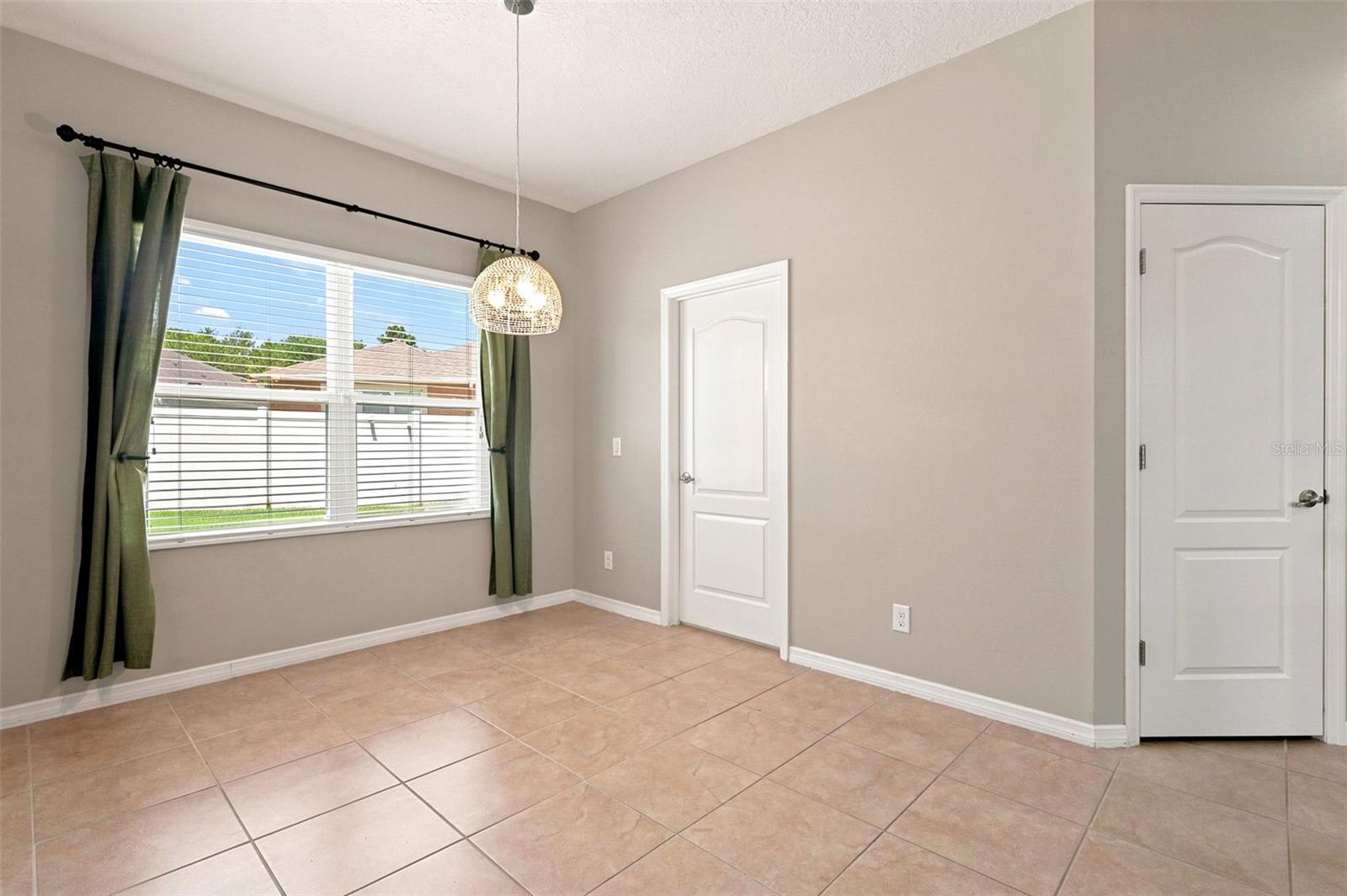 SADDLEBROOK - Residential