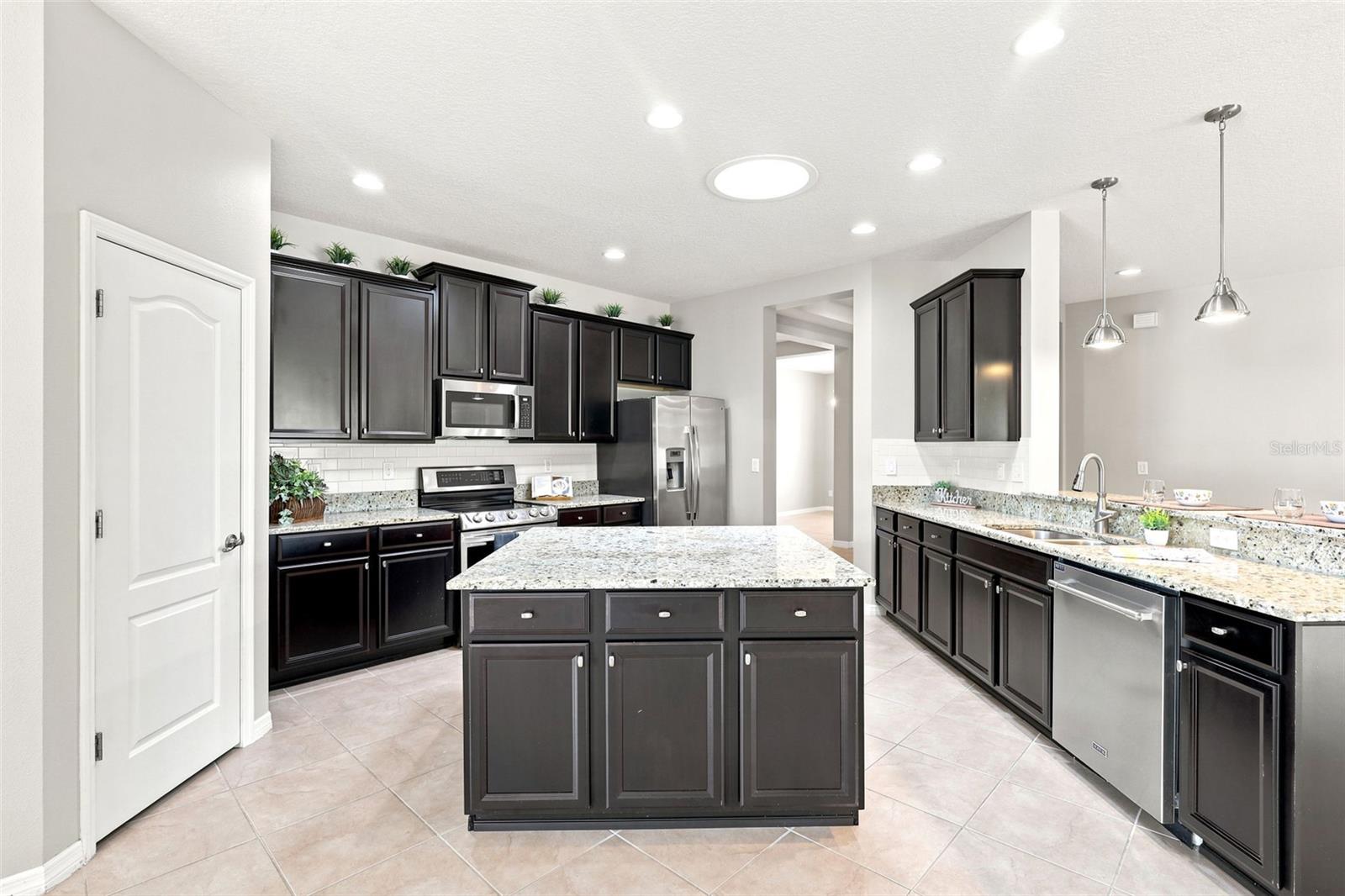 SADDLEBROOK - Residential