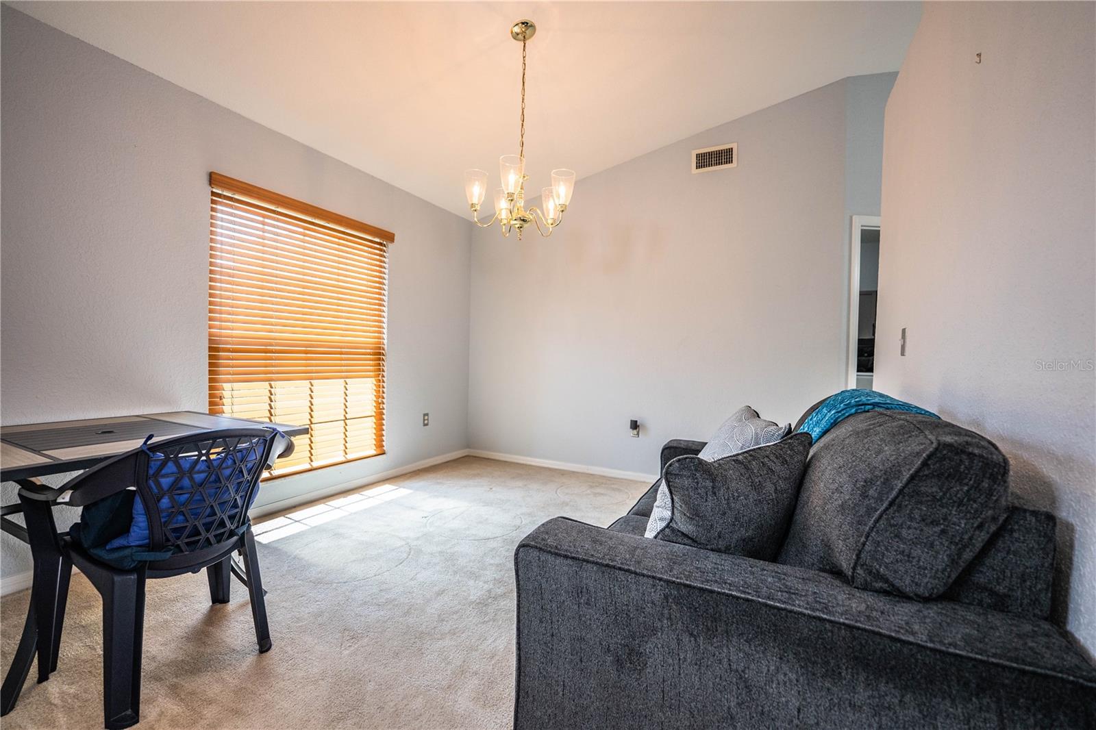 ASHLEY POINTE - Residential
