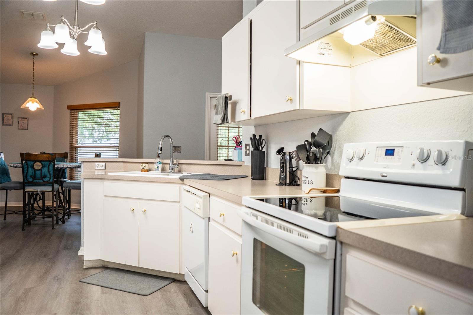 ASHLEY POINTE - Residential