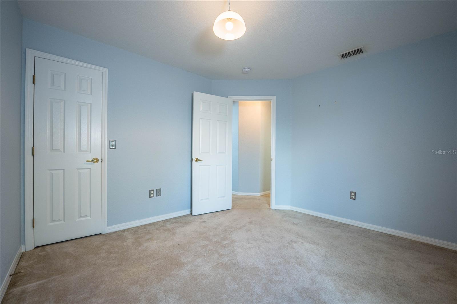 ASHLEY POINTE - Residential