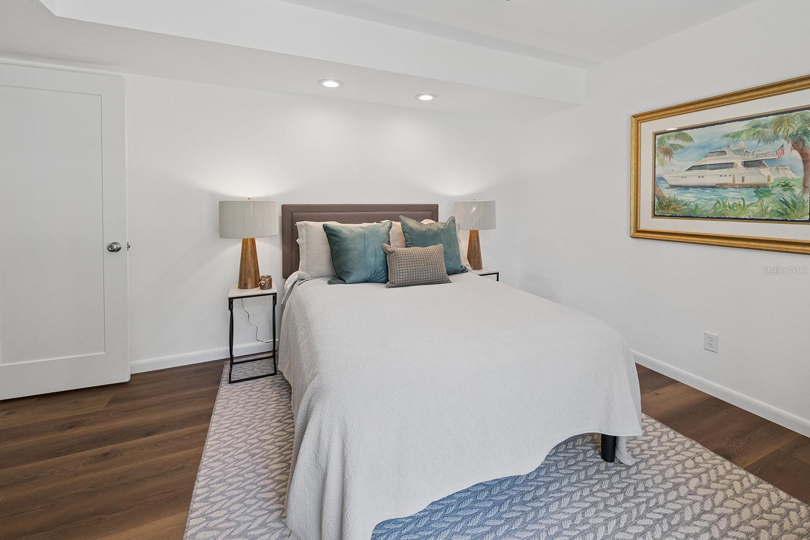HUNT ESTATES - Residential