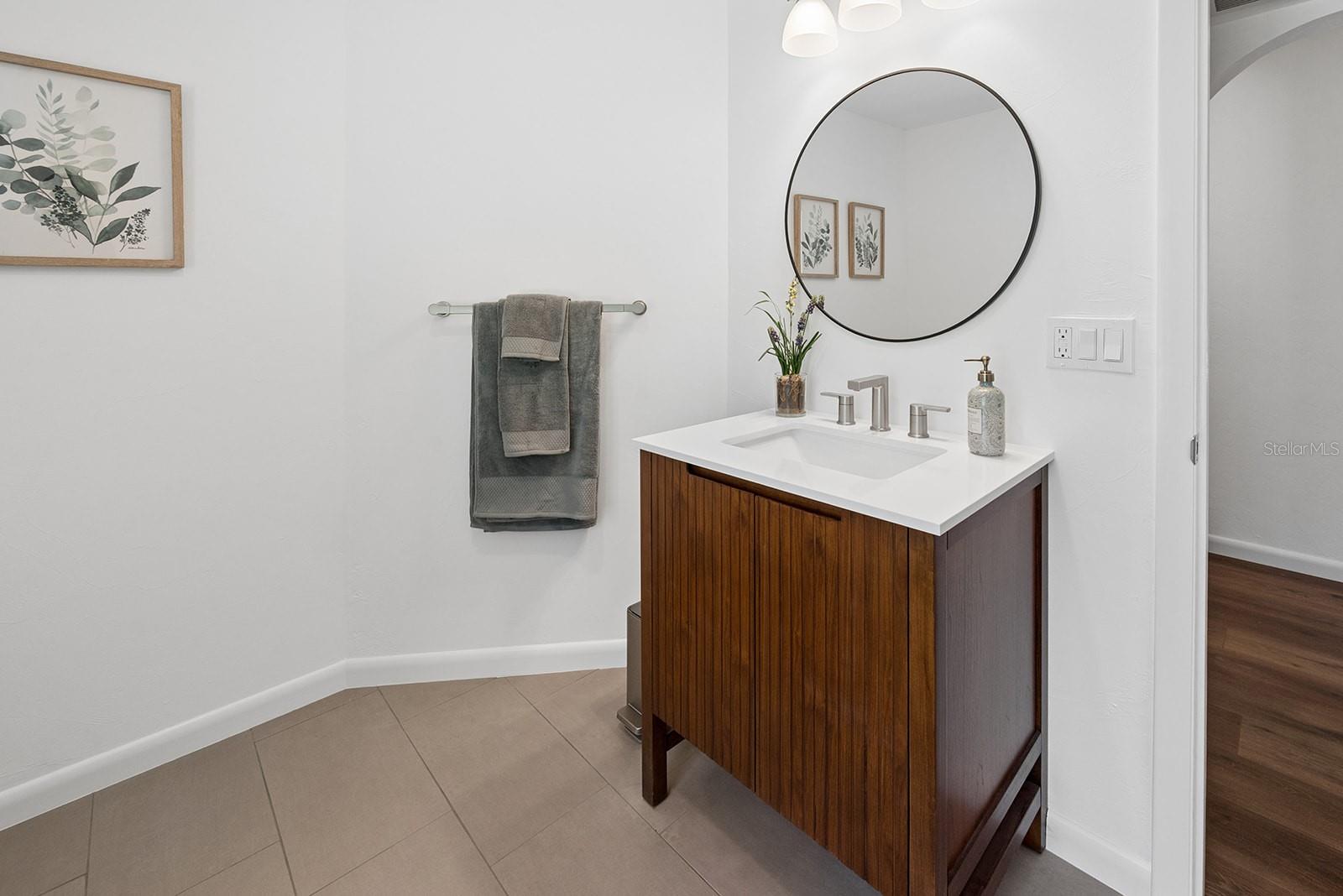 HUNT ESTATES - Residential