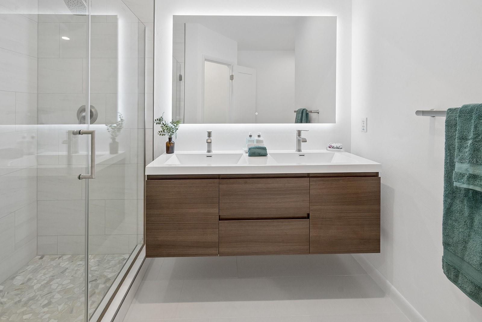 HUNT ESTATES - Residential