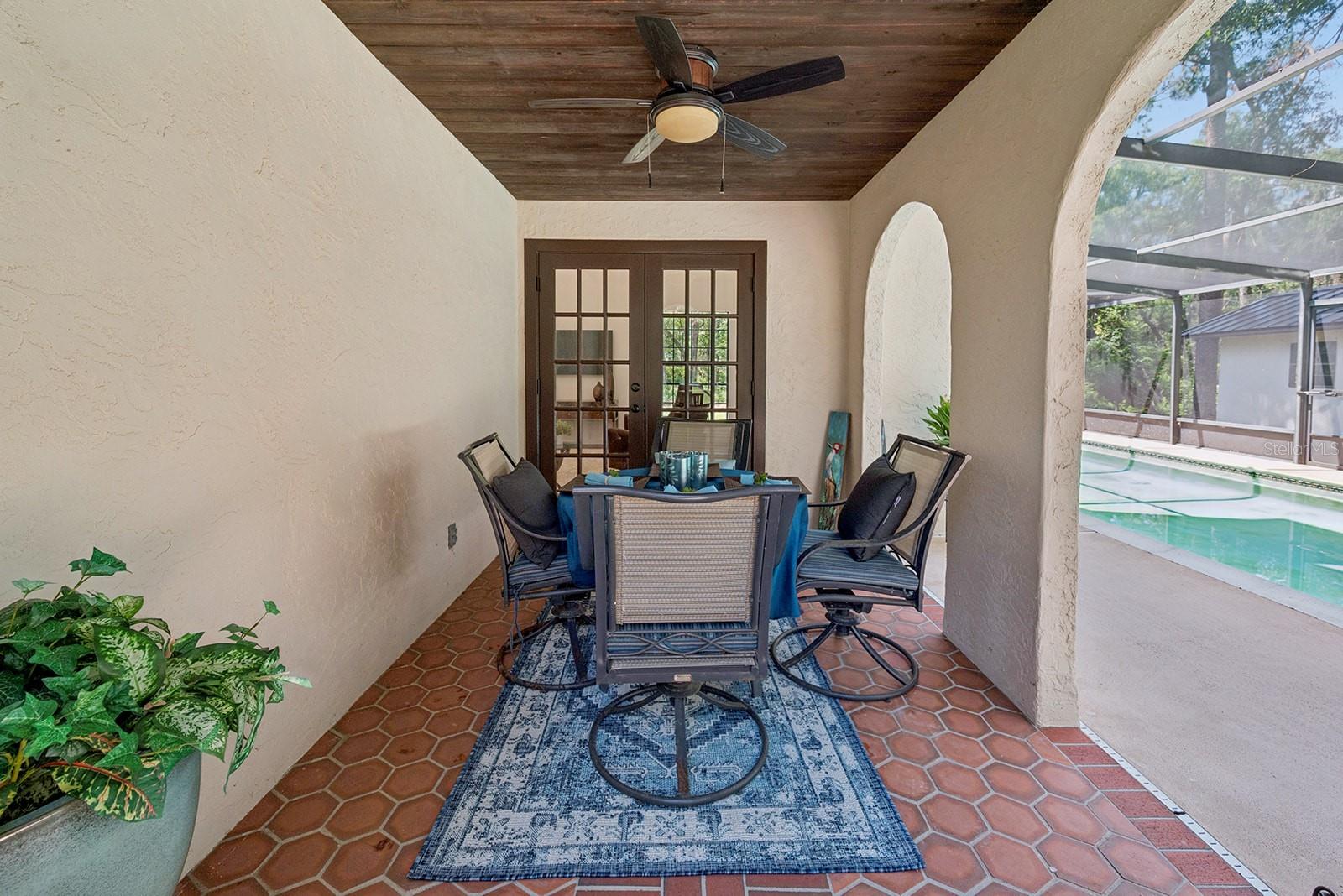 HUNT ESTATES - Residential
