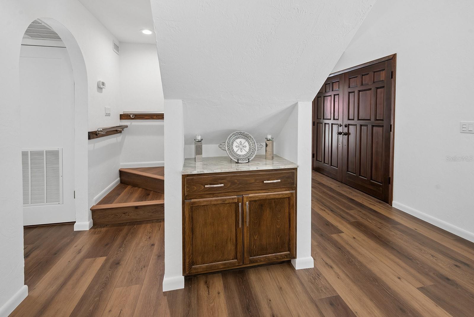 HUNT ESTATES - Residential