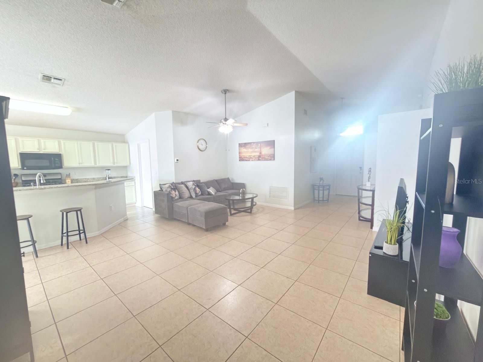 HEATHER HILL PH 02 - Residential Lease