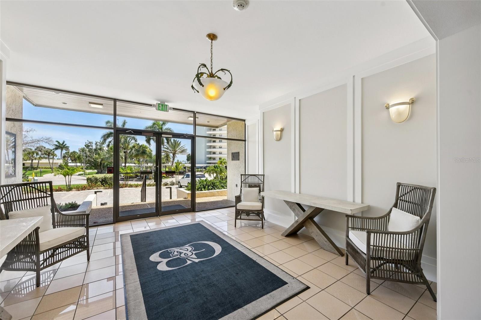 UNIT 407 BLDG B GULF & BAY CLUB - Residential