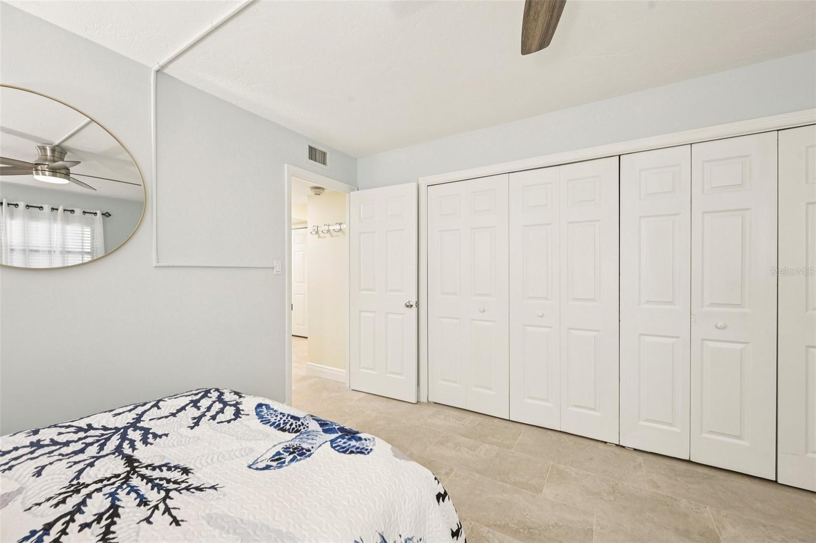UNIT 407 BLDG B GULF & BAY CLUB - Residential