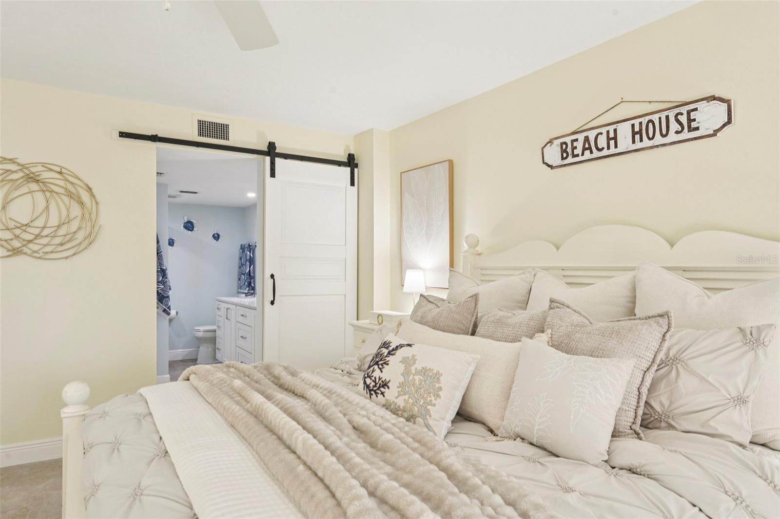 UNIT 407 BLDG B GULF & BAY CLUB - Residential
