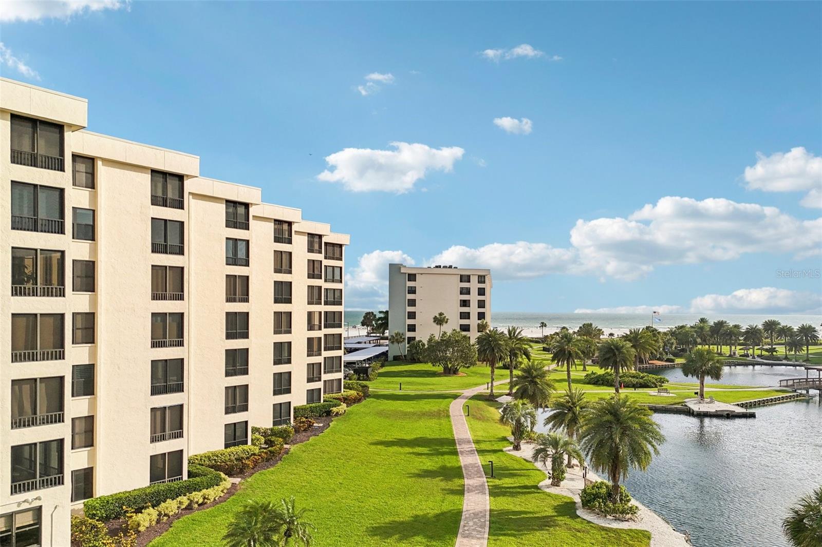 UNIT 407 BLDG B GULF & BAY CLUB - Residential