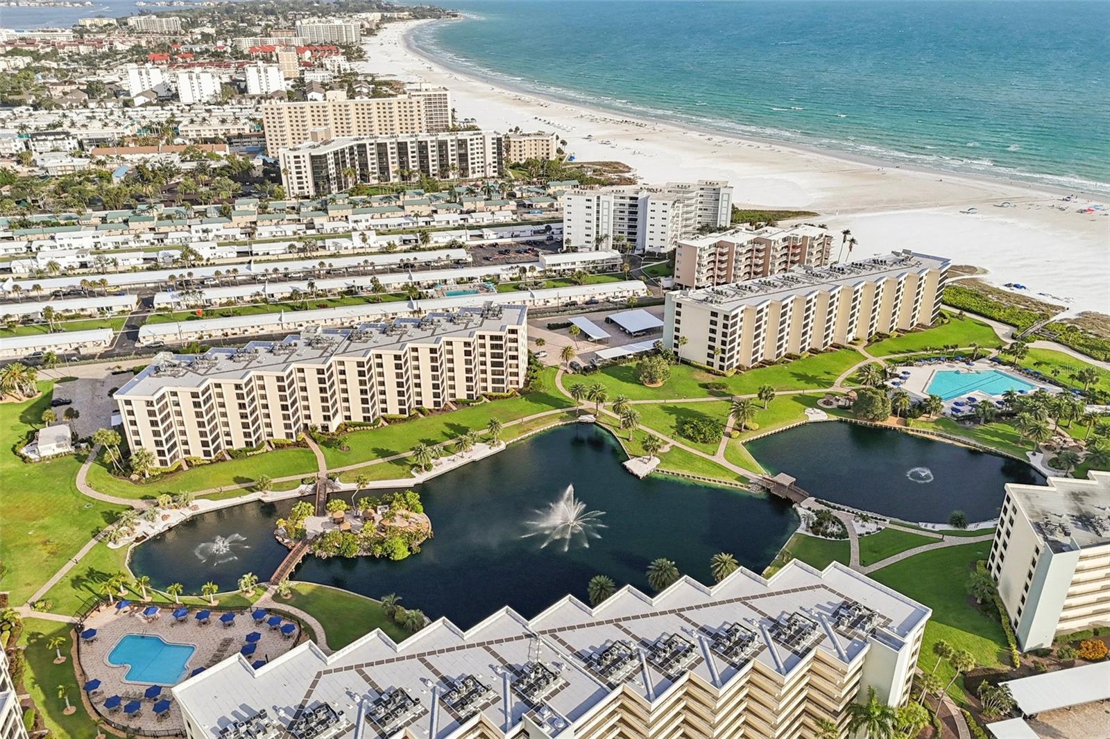 UNIT 407 BLDG B GULF & BAY CLUB - Residential