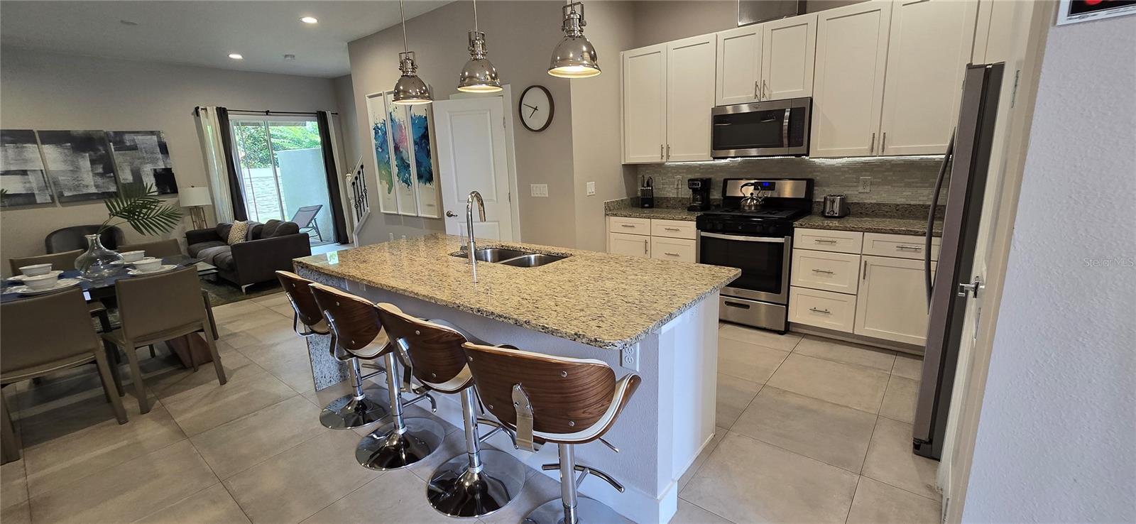 SUMMERVILLE RESORT - Residential Lease