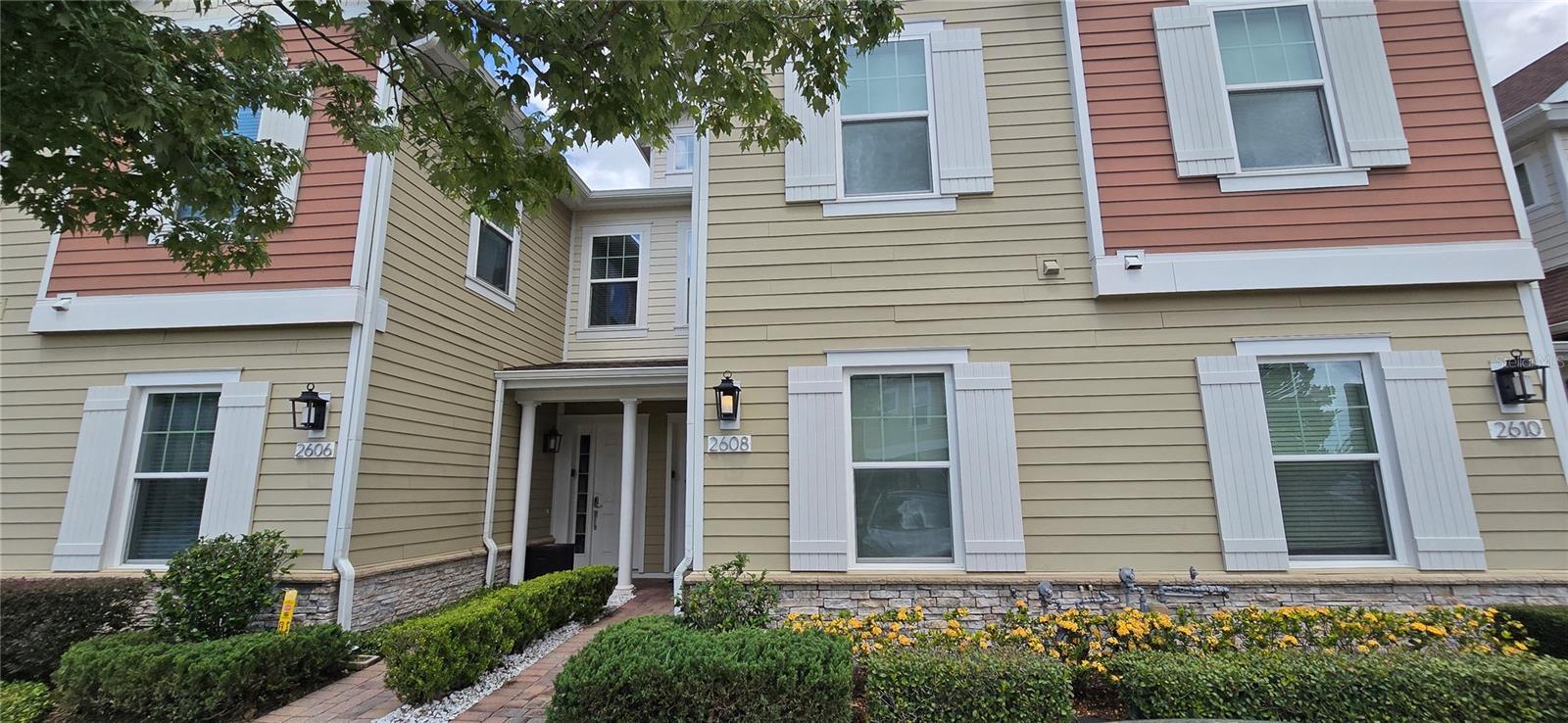 SUMMERVILLE RESORT - Residential Lease