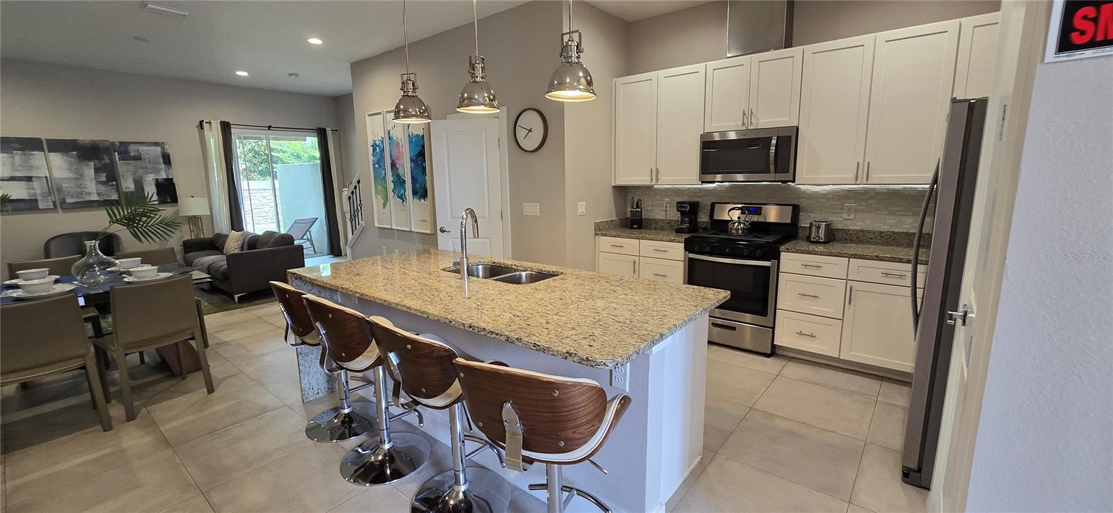 SUMMERVILLE RESORT - Residential Lease