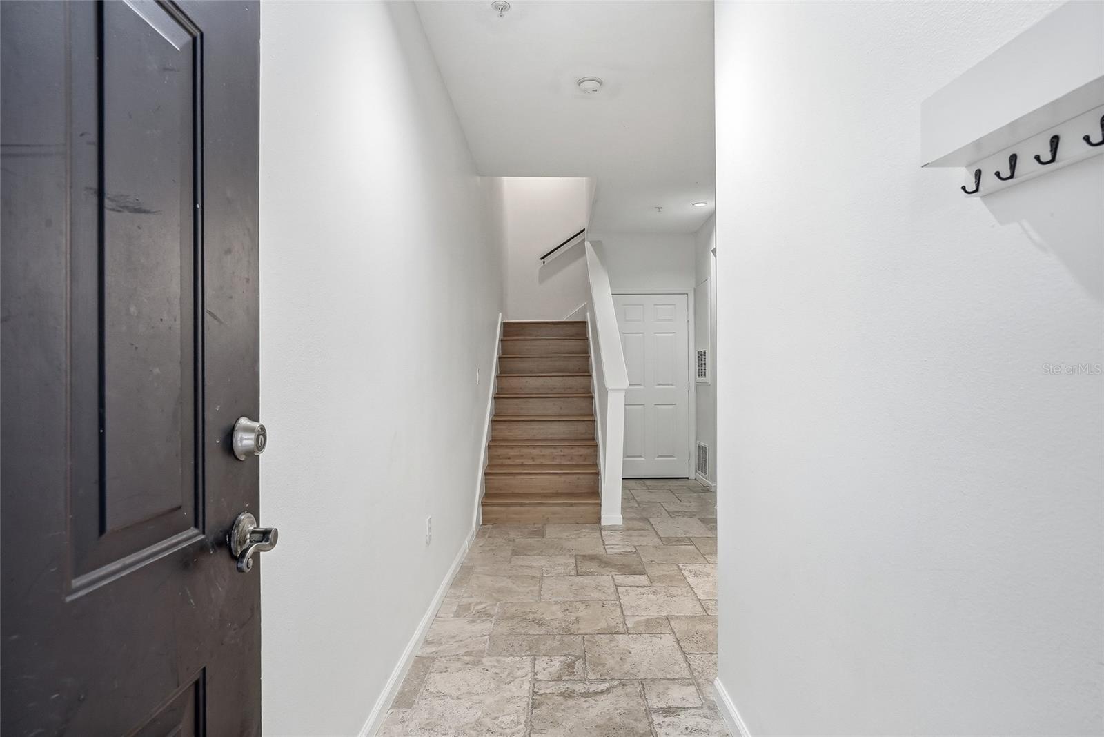 HYDE PARK WALK A CONDO - Residential