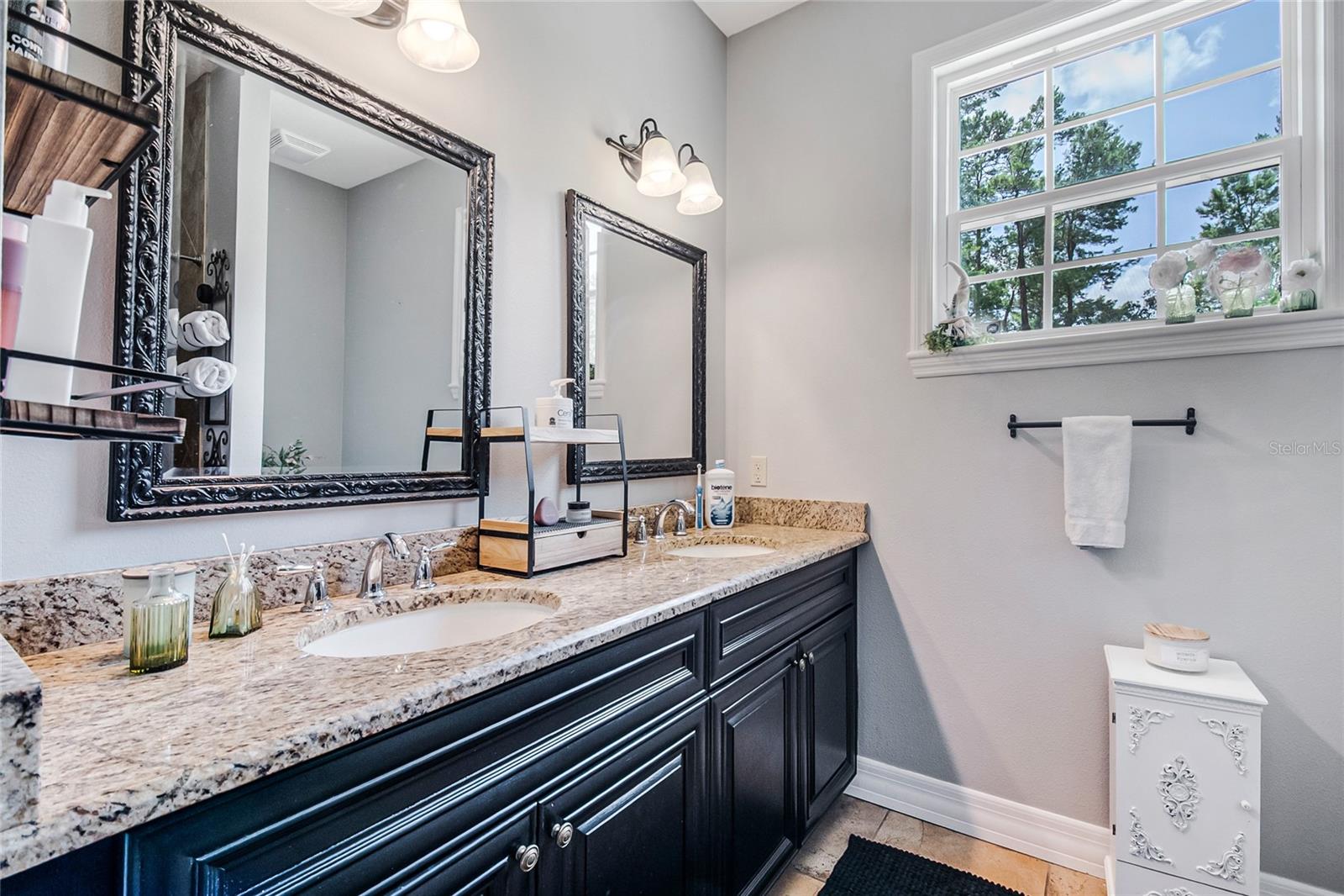 SEMINOLE WOODS 5 AC DEV - Residential