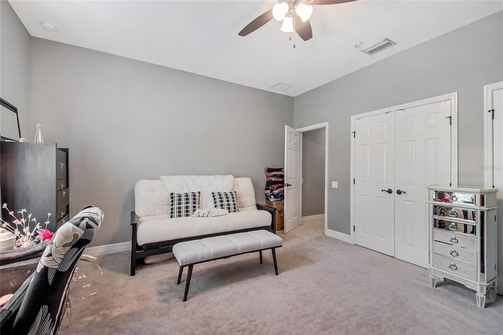 SEMINOLE WOODS 5 AC DEV - Residential
