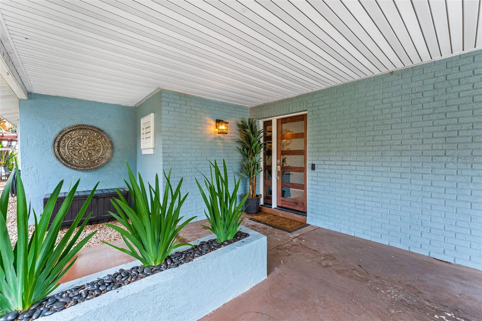 PELICAN COVE - Residential
