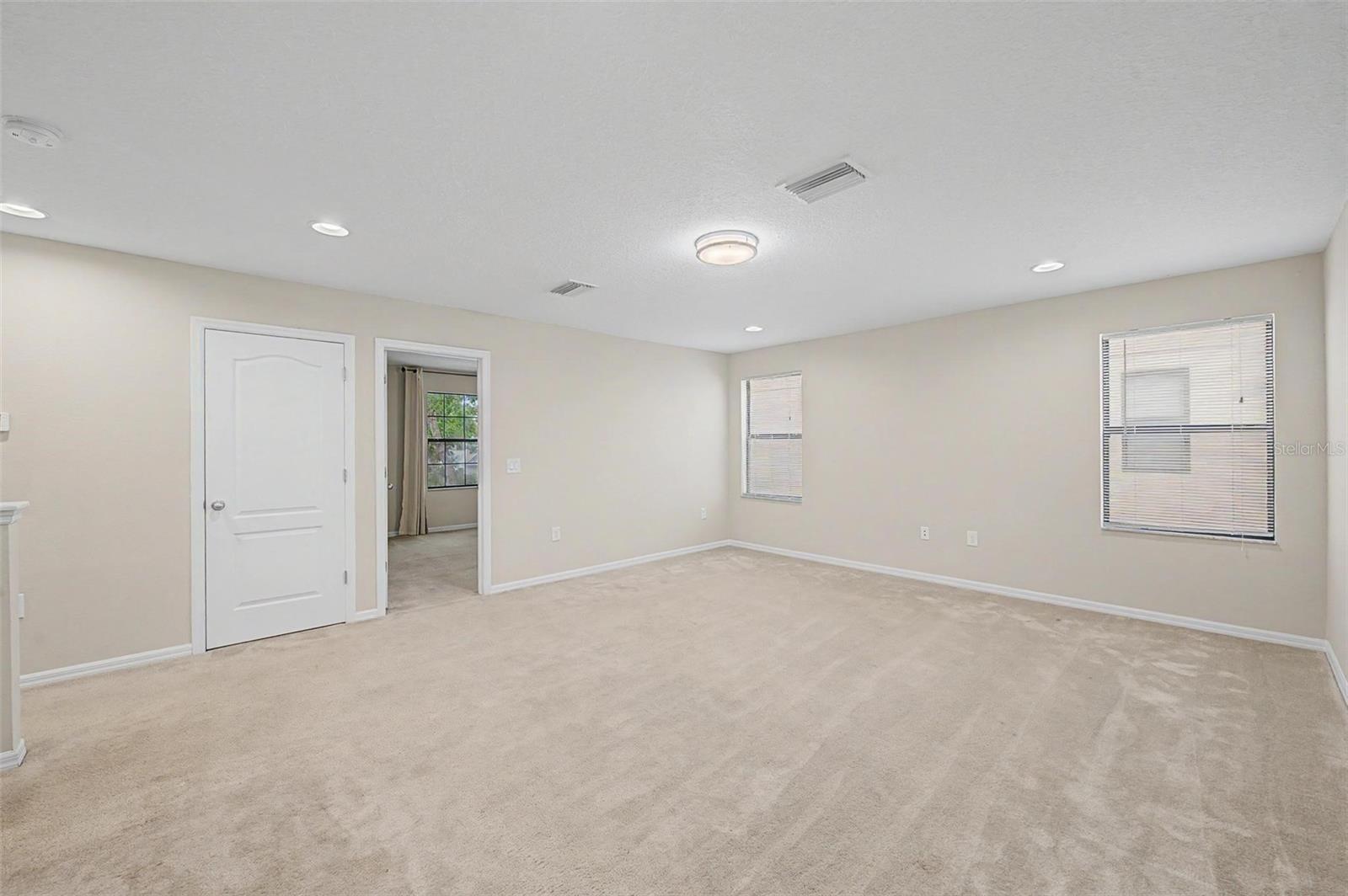 CROSBY CROSSINGS - Residential