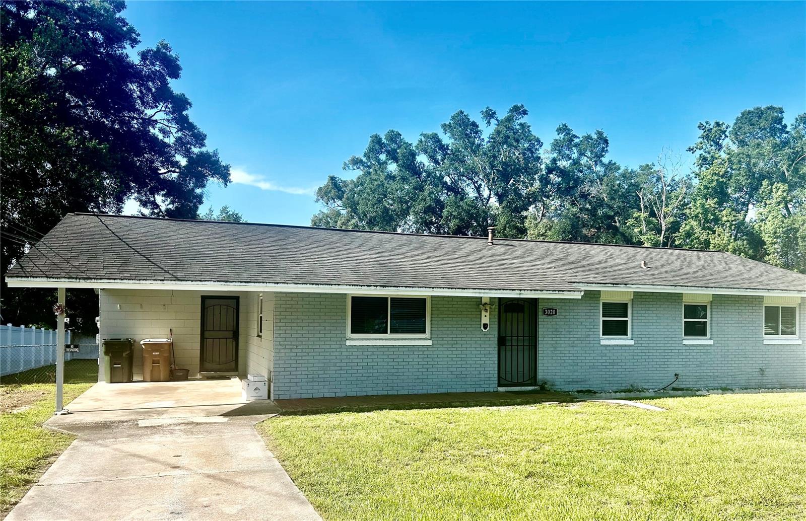 HOME FOR LEASE IN SE OCALA FLORIDA, MARION COUNTY & LOCATED IN OCALA HIGHLANDS. THIS 4 BEDROOM, 2 BATHROOM HOME SITS ON .29 ACRES AND IS FULLY FENCED FRONT & BACK. LUXURY VINYL FLOORING THROUGHOUT THE HOME. THE KITCHEN HAS GRANITE COUNTERTOPS, & AMPLE CABINETS FOR STORAGE. THE SLIDING GLASS DOORWAY LEADS TO THE ATTACHED, & SCREEN ENCLOSED LANAI. THE LAUNDRY ROOM IS LOCATED JUST OFF THE KITCHEN. ALSO,THE PRIMARY BEDROOM HAS ITS OWN ENCLOSED & PRIVATE BATHROOM. BEDROOMS #2, #3, & #4 SHARE THE SECOND FULL BATHROOM. THE HOME HAS LARGE CLOSETS, CEILING FANS IN FAMILY ROOM, AND ALL BEDROOMS. THE BACK YARD HAS PRIVACY FENCING, AND A STORAGE SHED. THE HOME IS LOCATED IN A+ RATED SCHOOL DISTRICT, CLOSE TO THE YMCA, & SHOPPING.