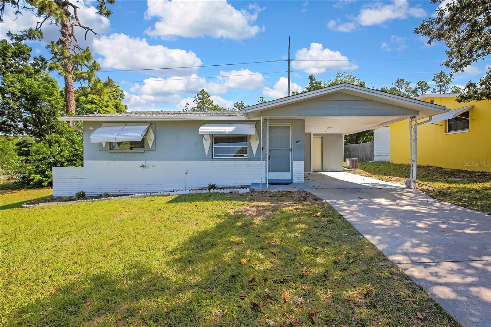 Charming 1-bedroom, 1-bath home in Beverly Hills, ideally located just minutes from new restaurants, shopping, and the Suncoast Parkway extension for added convenience. Enjoy being approximately a 25 minute drive from beautiful lakes and public boat ramps with access to the Gulf. Whether you are looking for an investment or the perfect Snowbird retreat, this home offers the perfect location. Easy to show — schedule your private tour today!