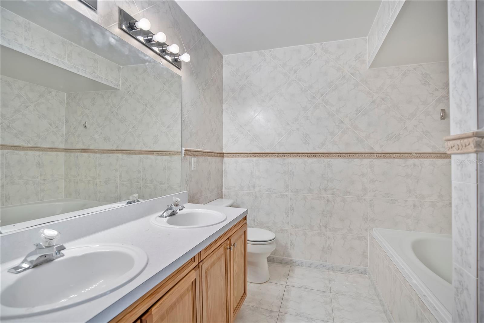 LA VITA CONDO PH 4 - Residential Lease