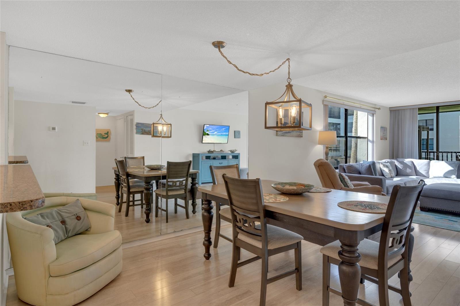 ISLAND REEF I - Residential