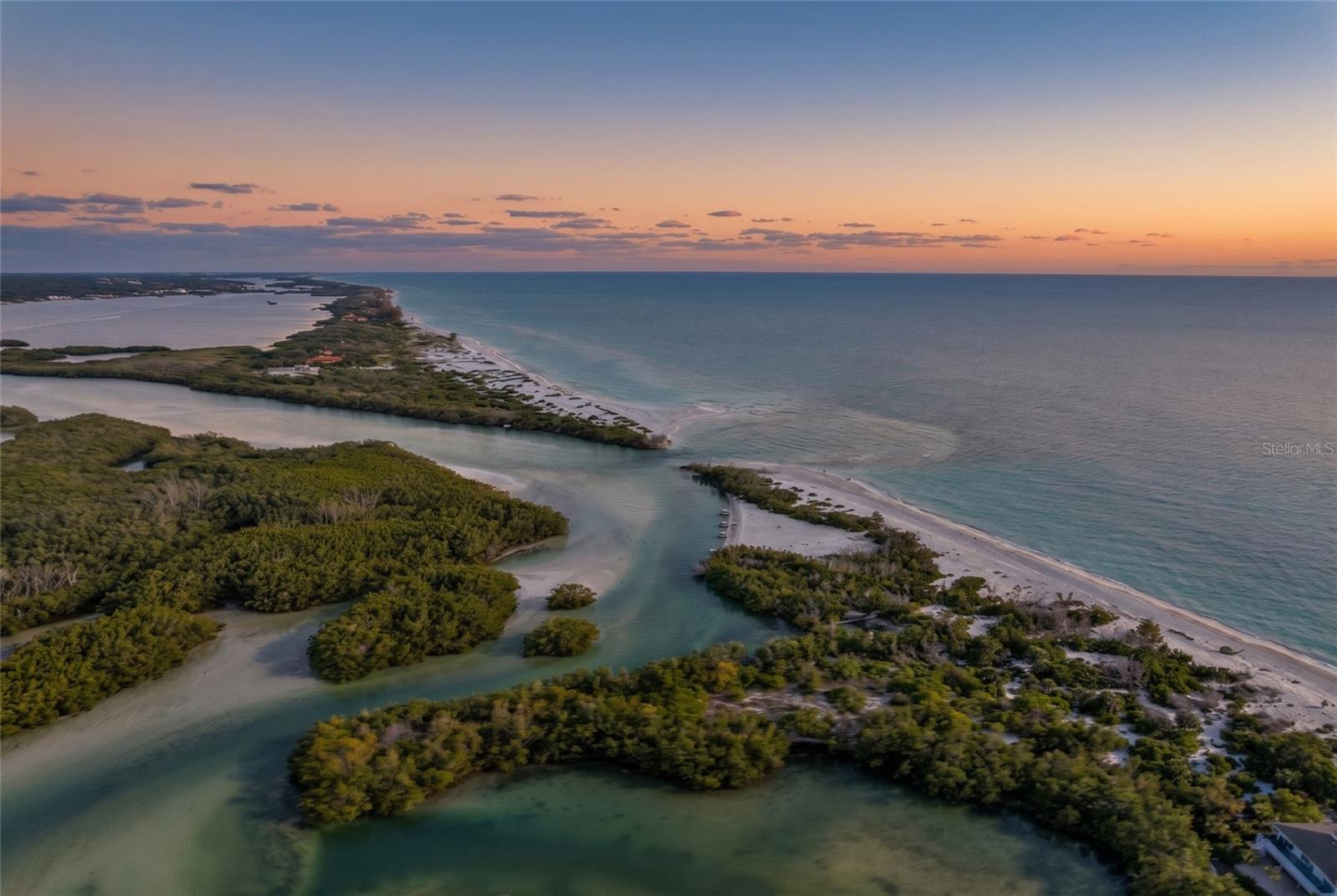 ISLAND REEF I - Residential