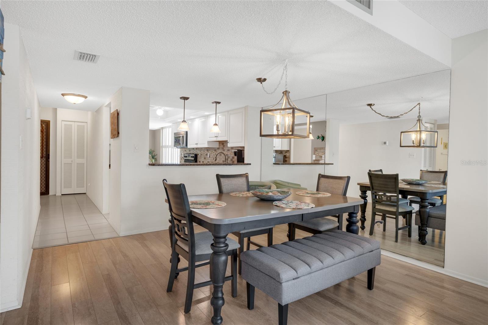 ISLAND REEF I - Residential