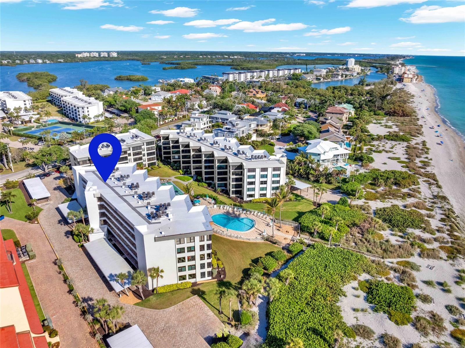 ISLAND REEF I - Residential