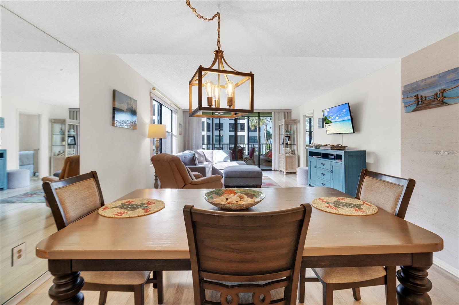 ISLAND REEF I - Residential
