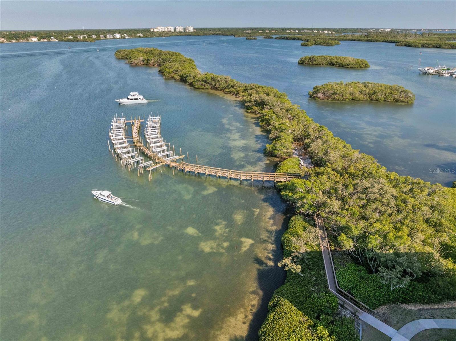 ISLAND REEF I - Residential