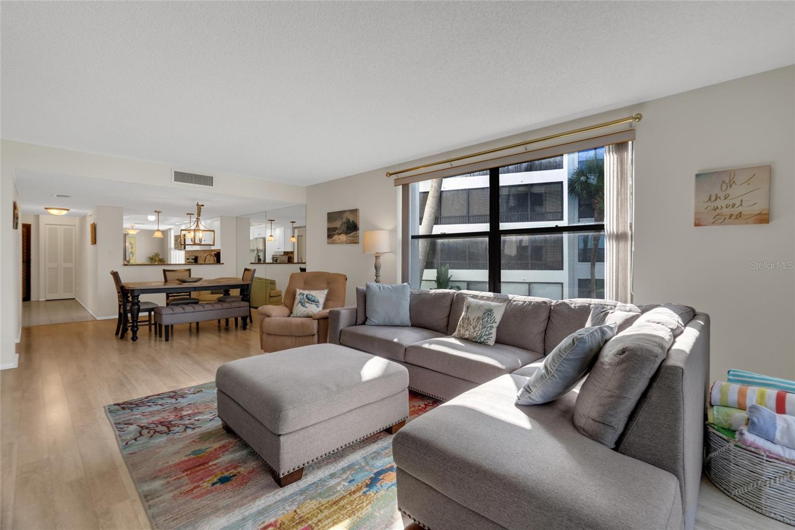 ISLAND REEF I - Residential