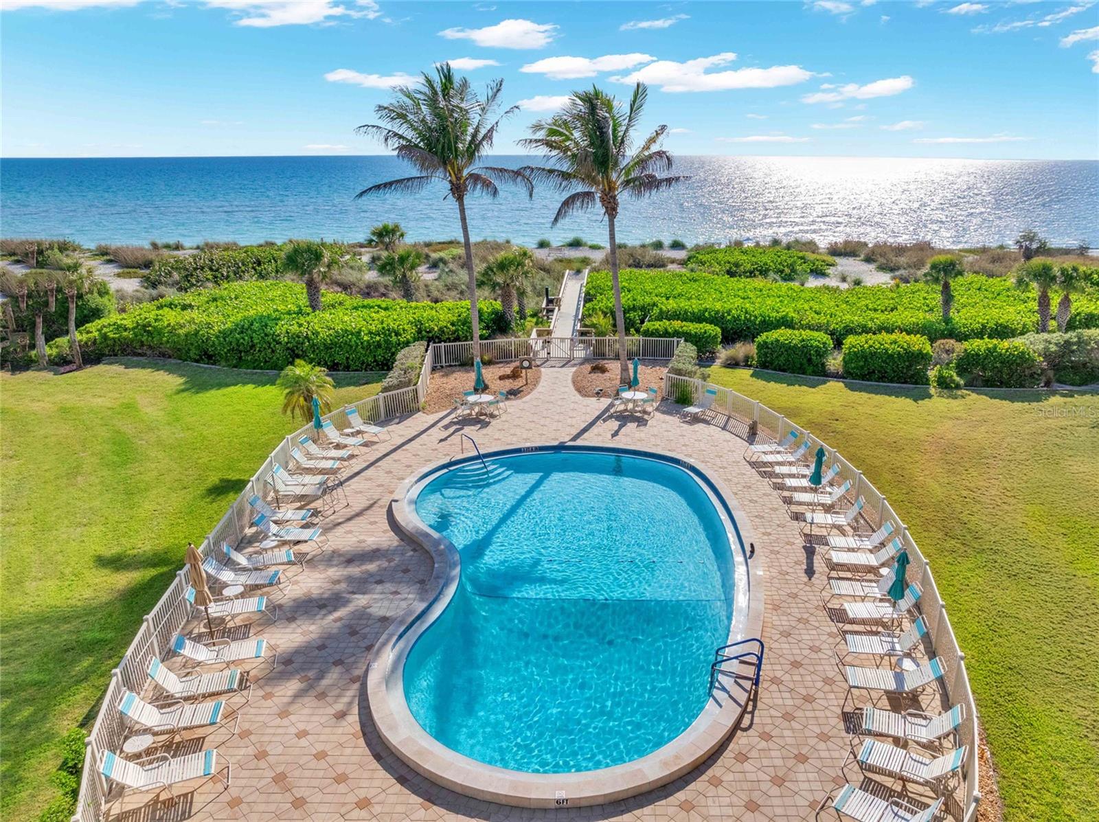 ISLAND REEF I - Residential