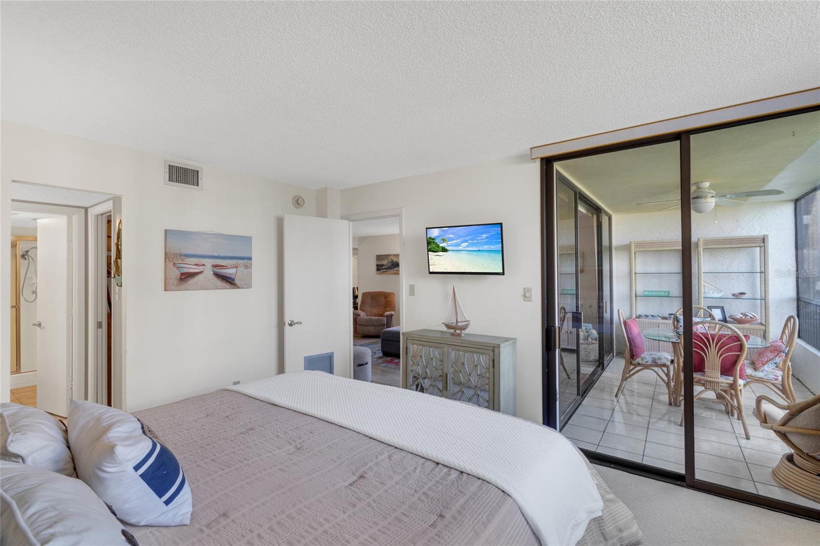 ISLAND REEF I - Residential