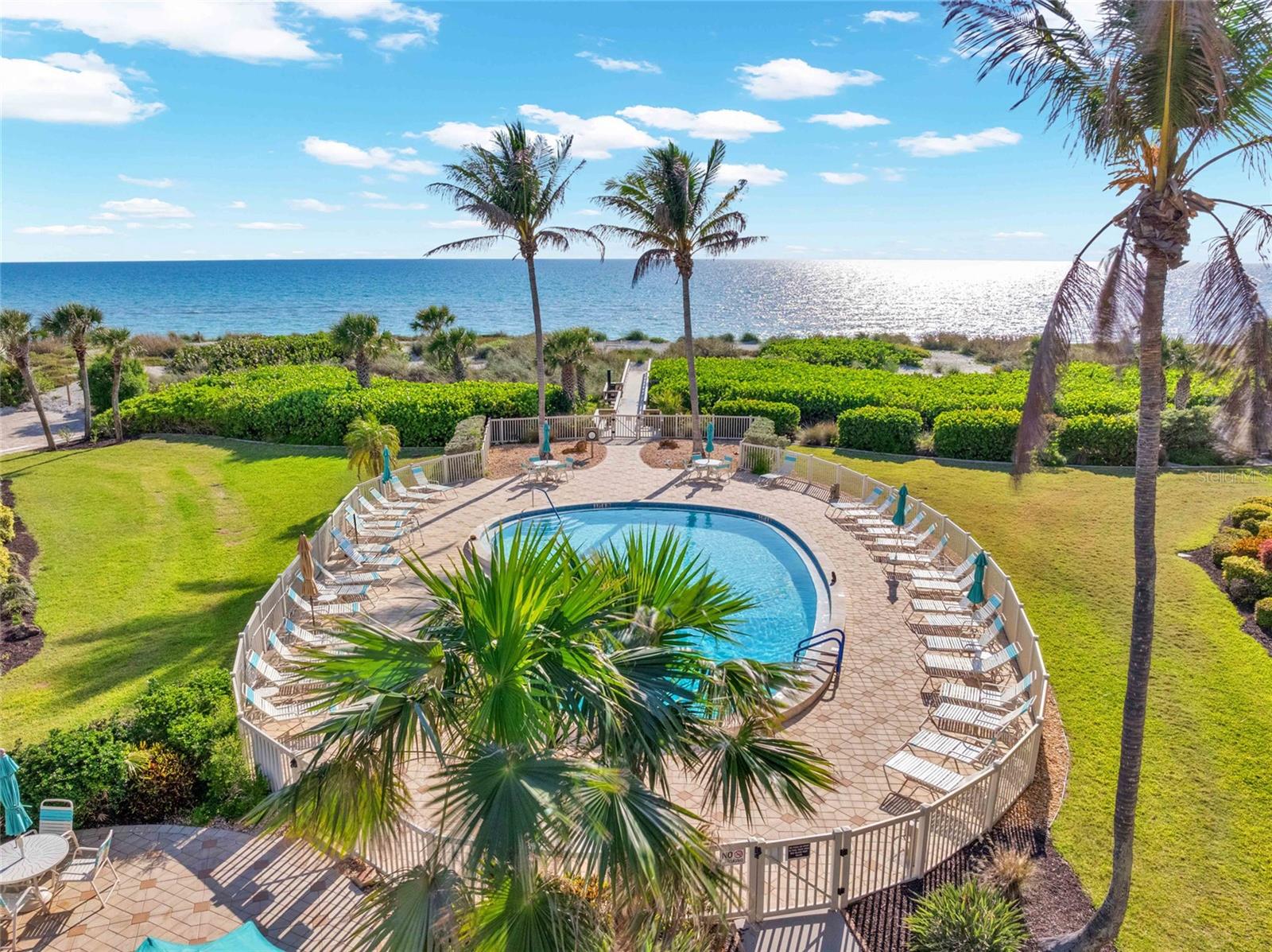 ISLAND REEF I - Residential