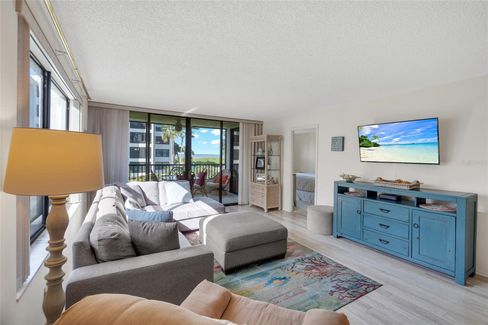 ISLAND REEF I - Residential