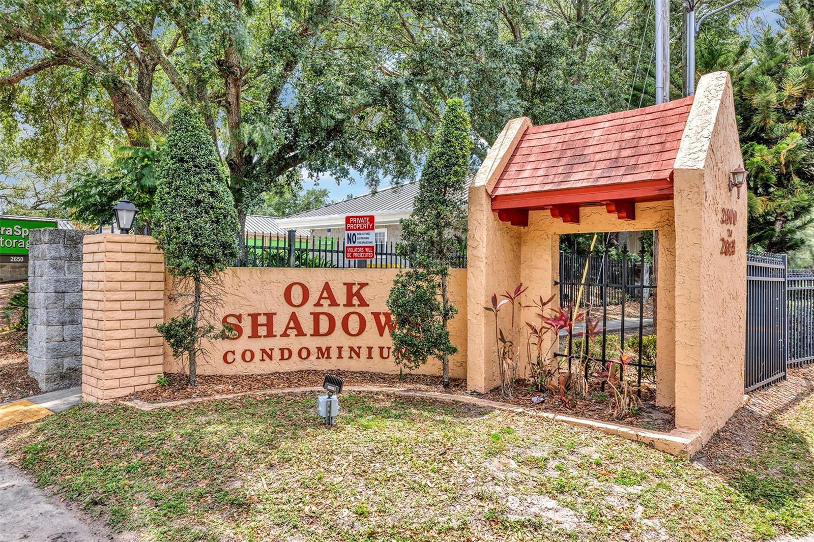 OAK SHADOWS CONDO - Residential