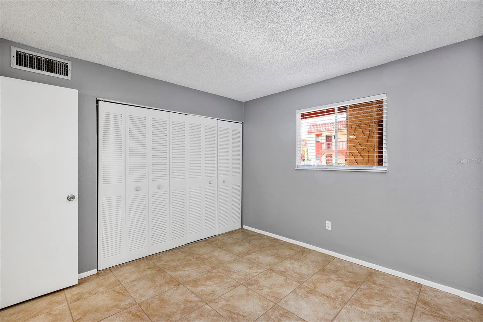 OAK SHADOWS CONDO - Residential