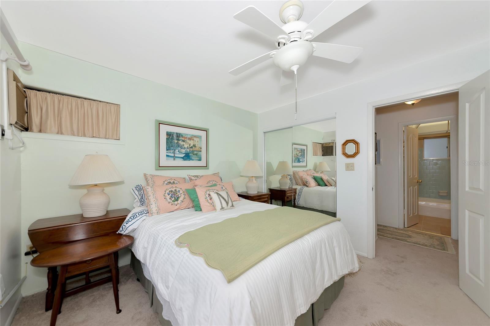 THE THIRD BAYSHORE - Residential