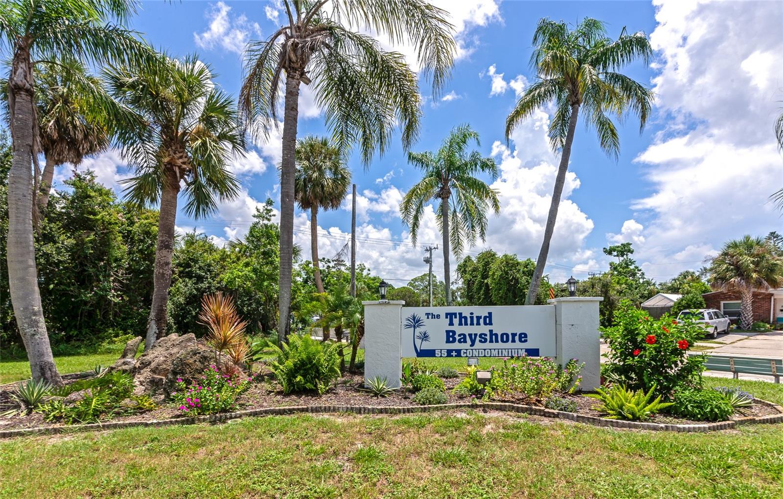 THE THIRD BAYSHORE - Residential